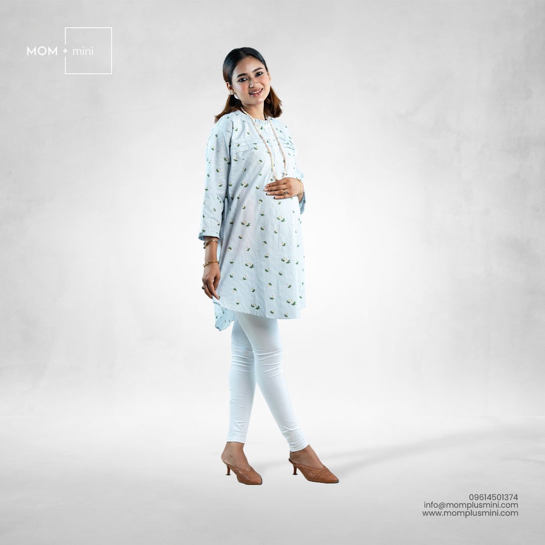 Chic Maternity & Nursing Top Sky Tripe